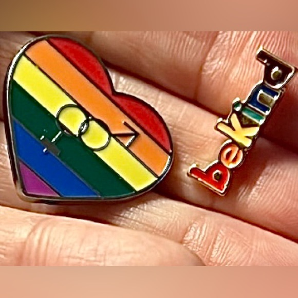 2 LGBTQ+ Pride Be Kind & Heart Pins - Picture 9 of 9
